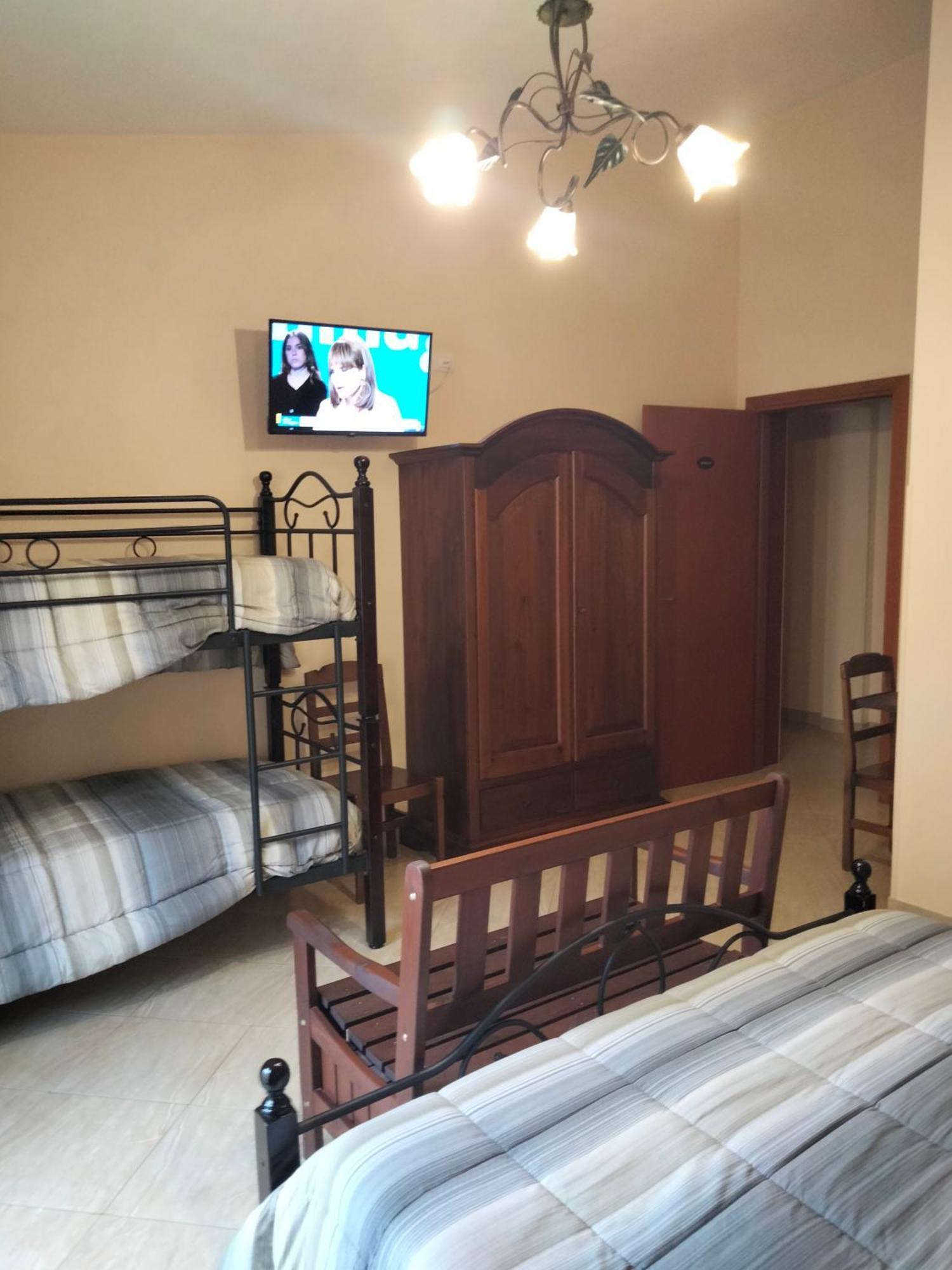 The Best Rooms & Apartments - Parcheggia Gratis Sotto Casa Ed Entra - 马扎拉德尔瓦洛 外观 照片