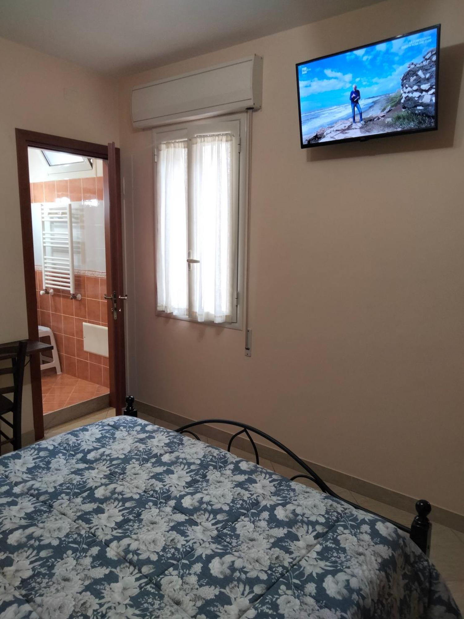 The Best Rooms & Apartments - Parcheggia Gratis Sotto Casa Ed Entra - 马扎拉德尔瓦洛 外观 照片