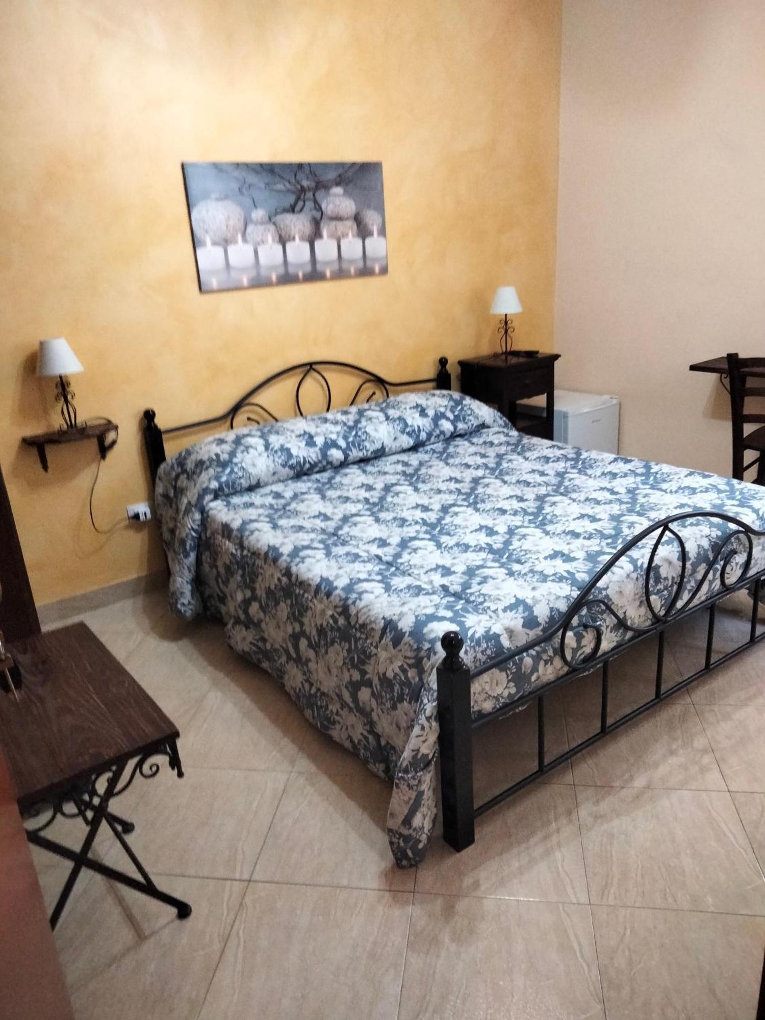 The Best Rooms & Apartments - Parcheggia Gratis Sotto Casa Ed Entra - 马扎拉德尔瓦洛 外观 照片
